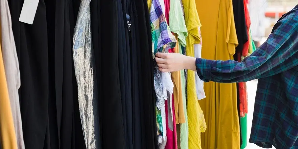 stok grosir pakaian untuk bisnis